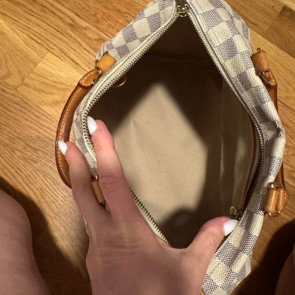 Louis Vuitton Speedy 25 - Picture 6 of 13